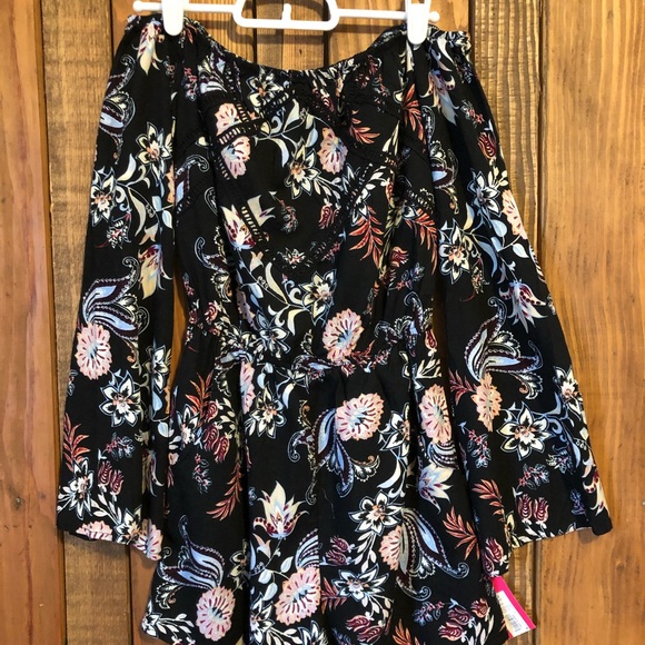 NWT xhilaration extra small off shoulder romper - Picture 2 of 4